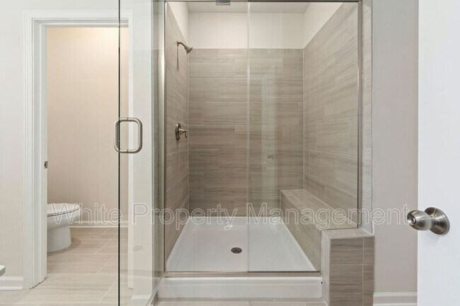 Building Photo - 3209 Glenn Hope Way