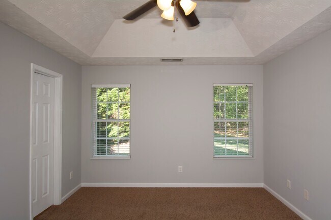 Building Photo - Coming Soon | Pre-Lease Now – Beautiful 3BR/2BA Ranch Home in Covington!