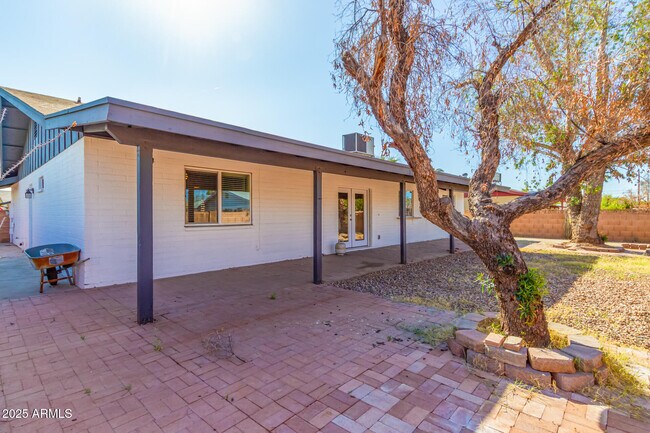 Building Photo - 1308 S Polly Ann Dr