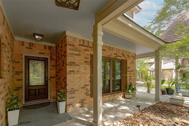 Building Photo - 9 Mallard Glen Pl