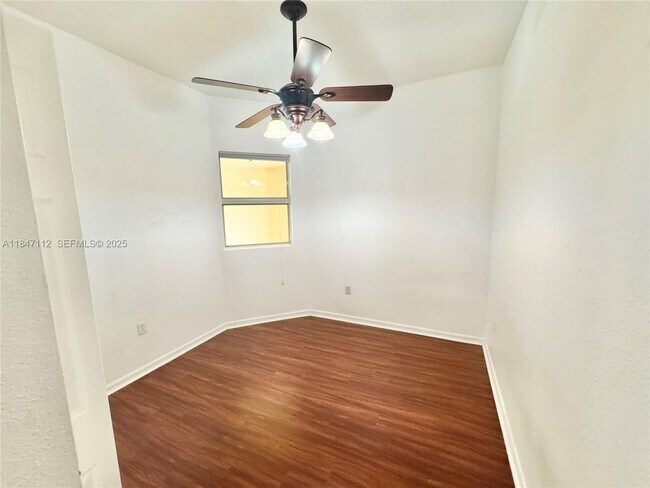 Building Photo - 10800 NW 88th Terrace