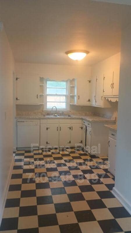 Building Photo - 709 N 21st St
