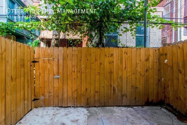 Building Photo - 1934 N Patton St