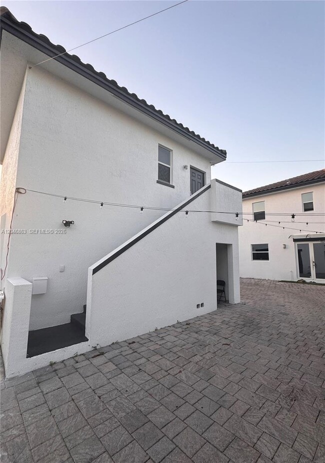 Building Photo - 16934 SW 92nd St Cir