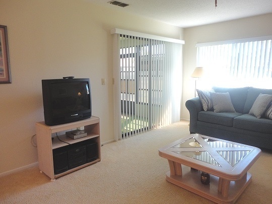Building Photo - Nokomis/Osprey Area -- Close to beautiful ...
