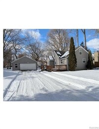 Building Photo - 4675 Lakeborn Dr