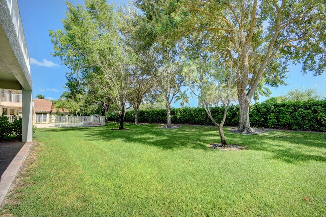 Building Photo - 4006 Bahia Isle Cir