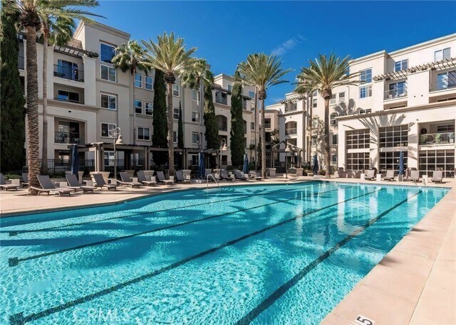 Building Photo - 1416 Scholarship