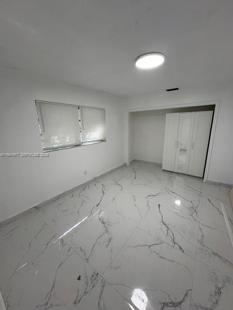 Building Photo - 2332 Fillmore St