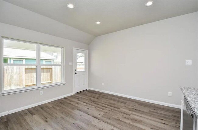Building Photo - 2516 Westslope Dr