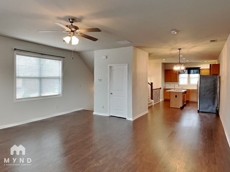 Building Photo - 397 Sand Bay Dr SW
