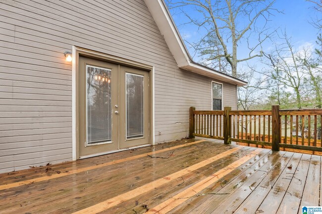 Building Photo - 155 Lake Country Dr