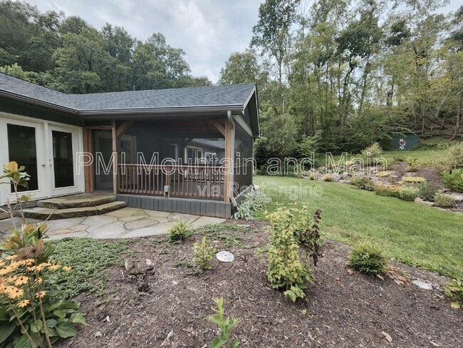 Building Photo - 53 Jump Cove Rd