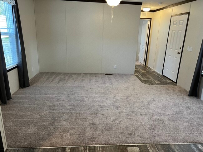 Building Photo - 187 Magnolia Pl