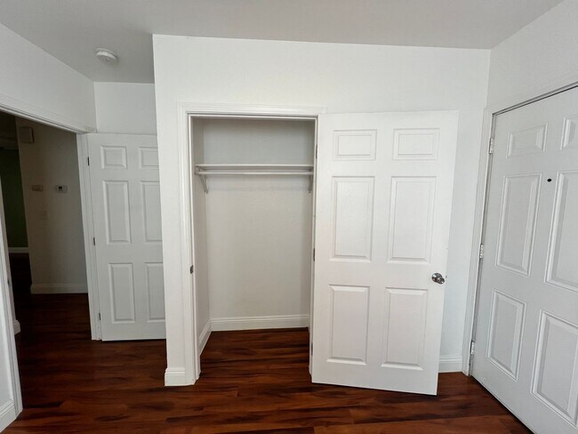 Building Photo - PRE LEASE TODAY!! Remodeled 2 bed, 2 bath unit in Midtown