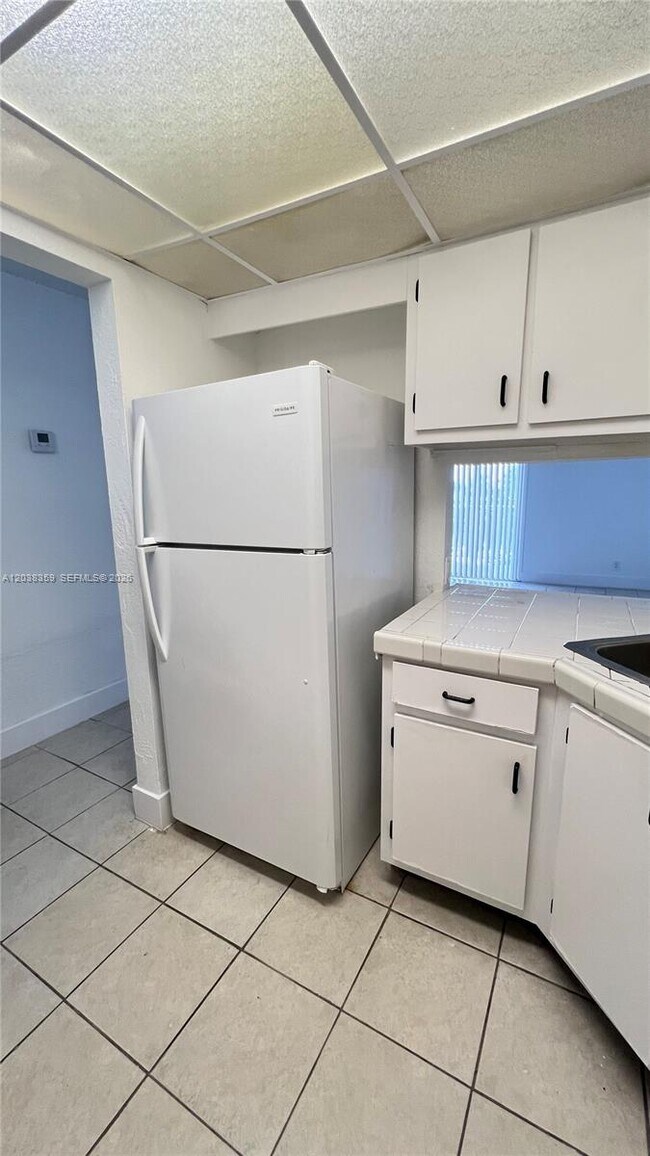 Building Photo - 4550 NW 9th St