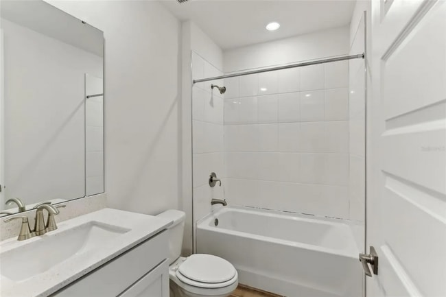 Building Photo - Bartow Rental Home!