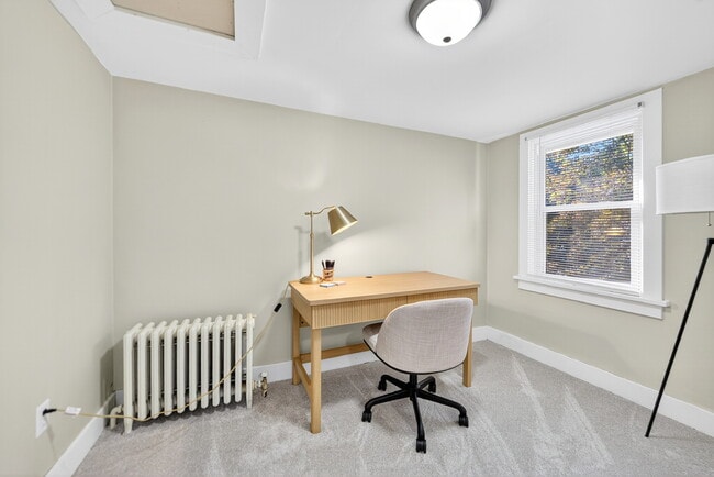 Building Photo - 1389 Mt Pleasant Rd