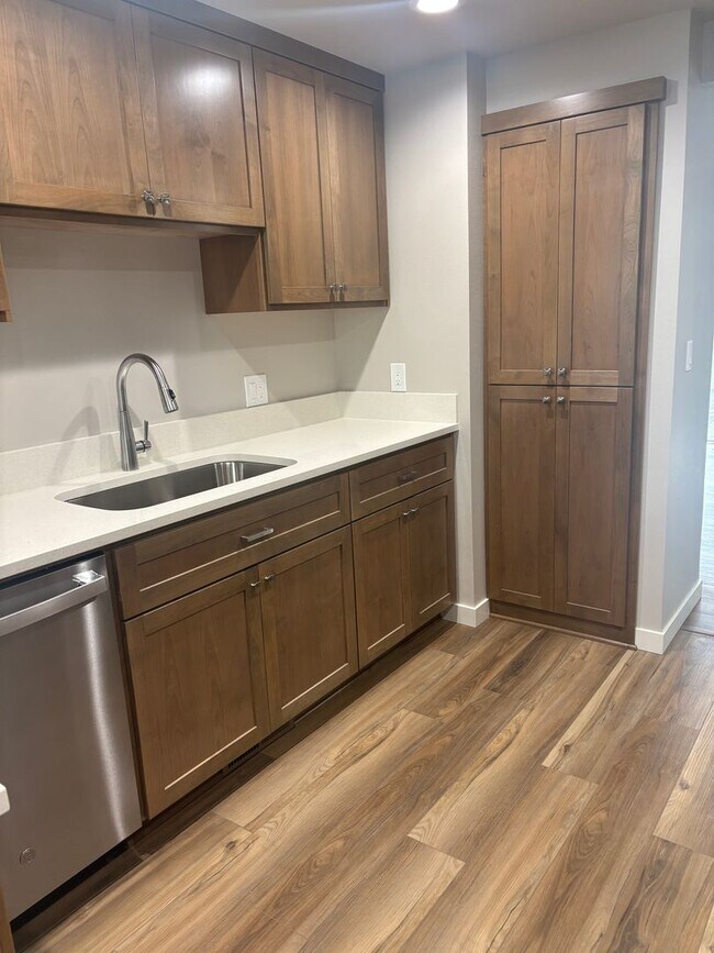 Building Photo - Beautifully Remodeled Single-Level House in North Newberg