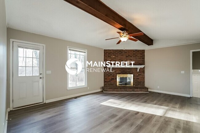 Building Photo - 5 Bedroom Pet-Friendly Home in NASHVILLE, ...
