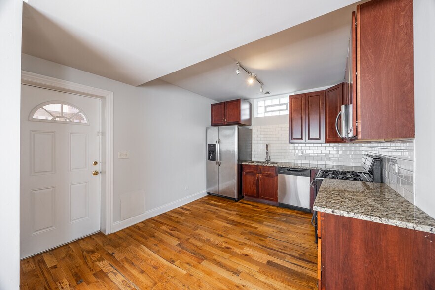 Building Photo - 1505 N Talman Ave