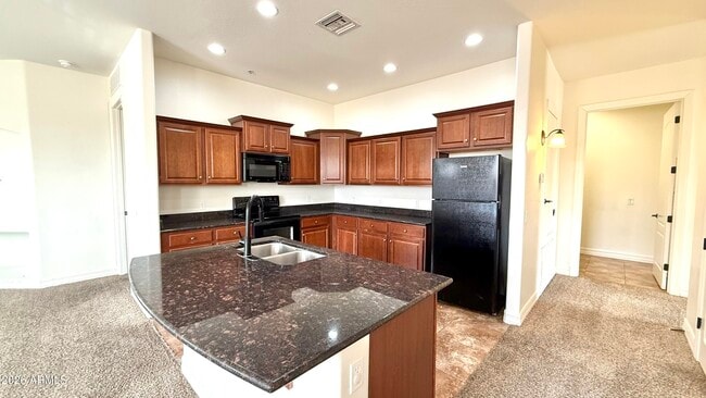 Building Photo - 1456 E 9th St