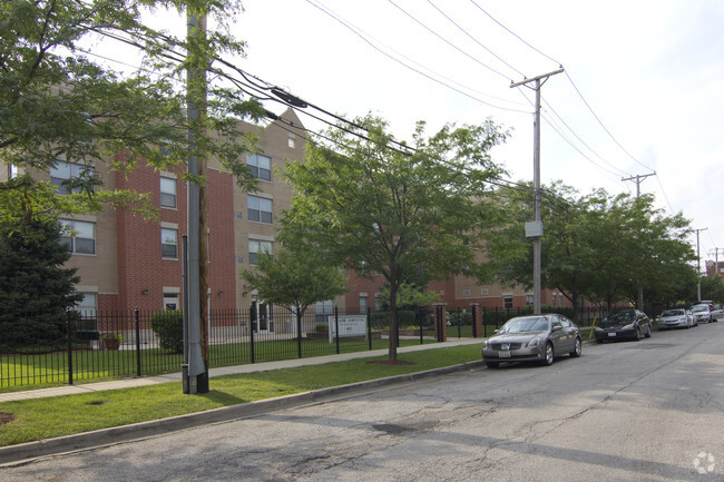 Primary Photo - St. Ailbe Love Apartments