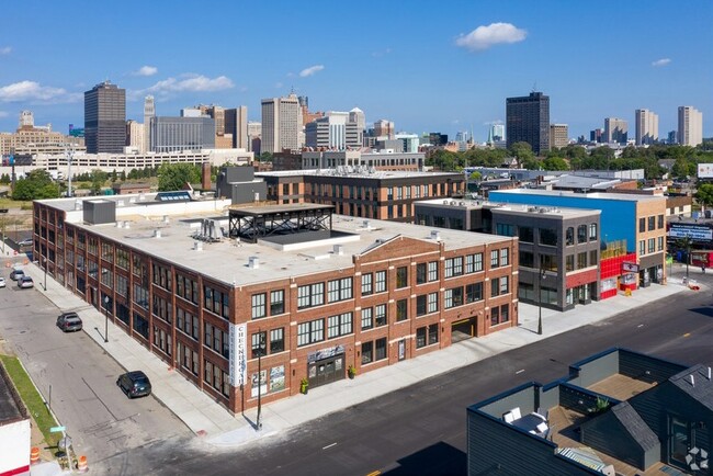 Primary Photo - The Checker Building