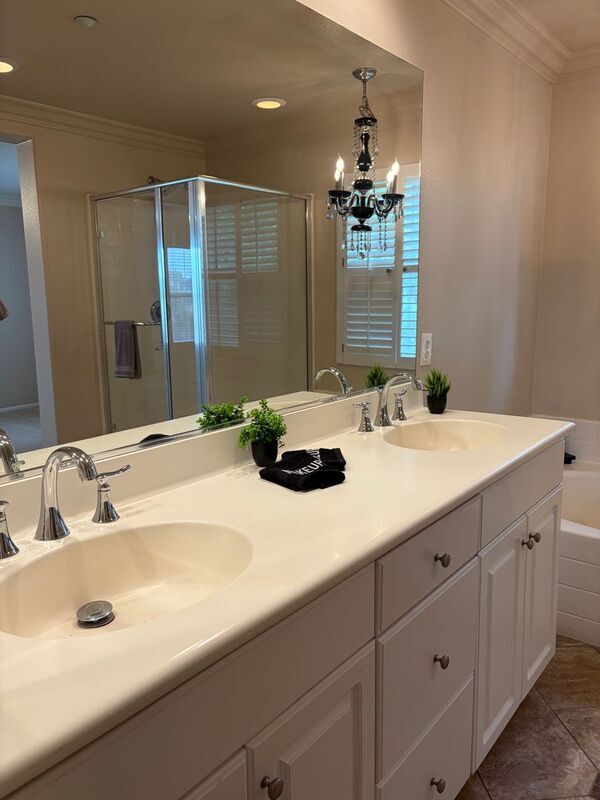 Building Photo - 33770 Willow Haven Ln