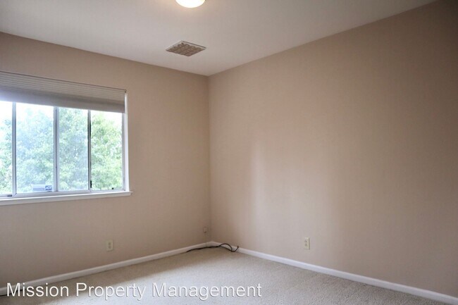 Building Photo - 4 br, 3 bath House - 48934 Ventura Dr