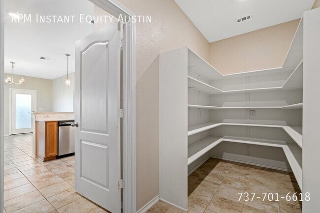 Building Photo - 6300 Carriage Pines Dr