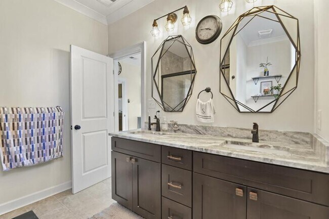 Building Photo - 782 Rutledge Ave