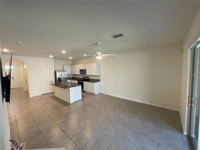 Building Photo - 2883 Peony Pr Ln