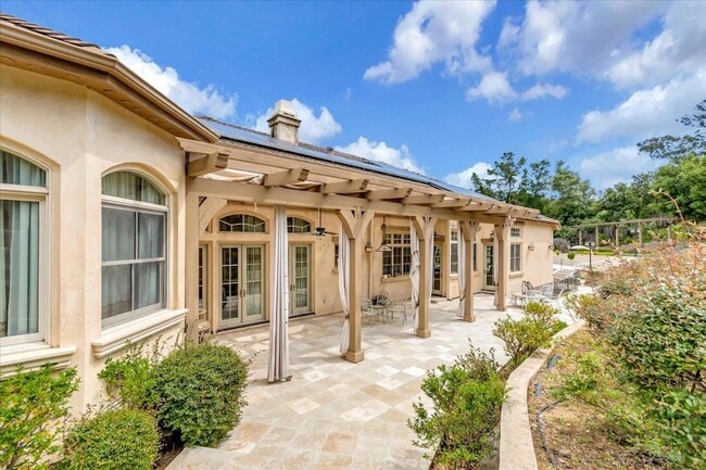 Building Photo - 15219 Sobey Rd