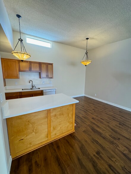 Building Photo - 1800 Camden Ave