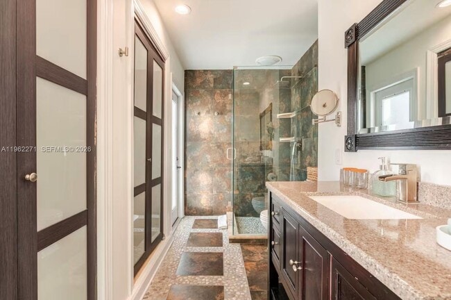 Building Photo - 636 Hibiscus Dr