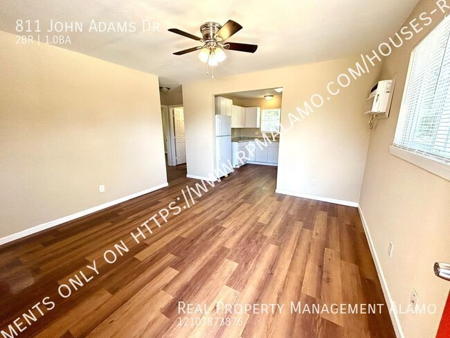 Building Photo - **MOVE-IN SPECIAL** AVAILABLE NOW! 2 Bedro...