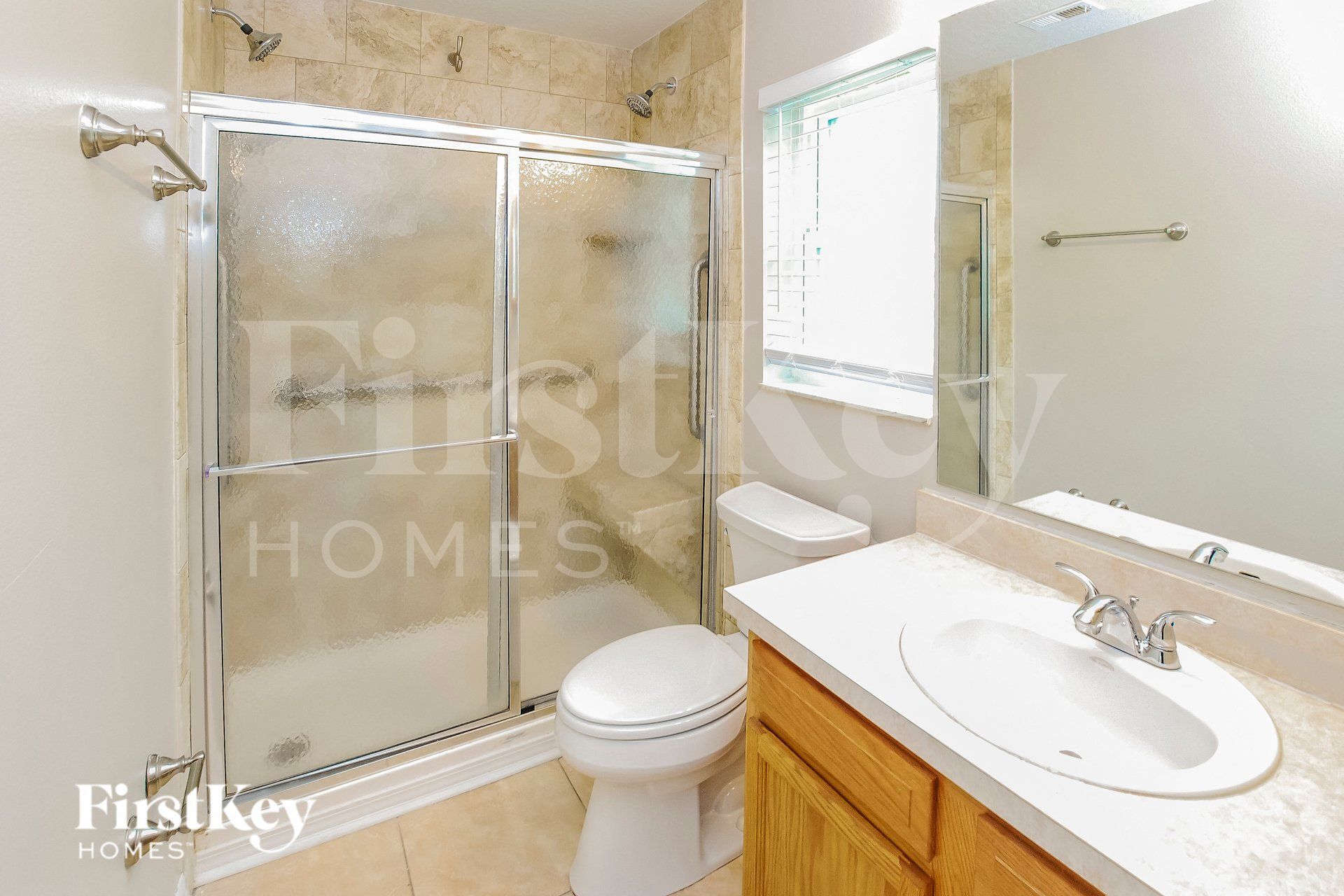 Building Photo - 15 Rymen Ln