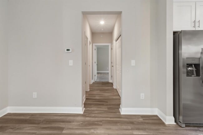 Building Photo - 10412 Holland Ct