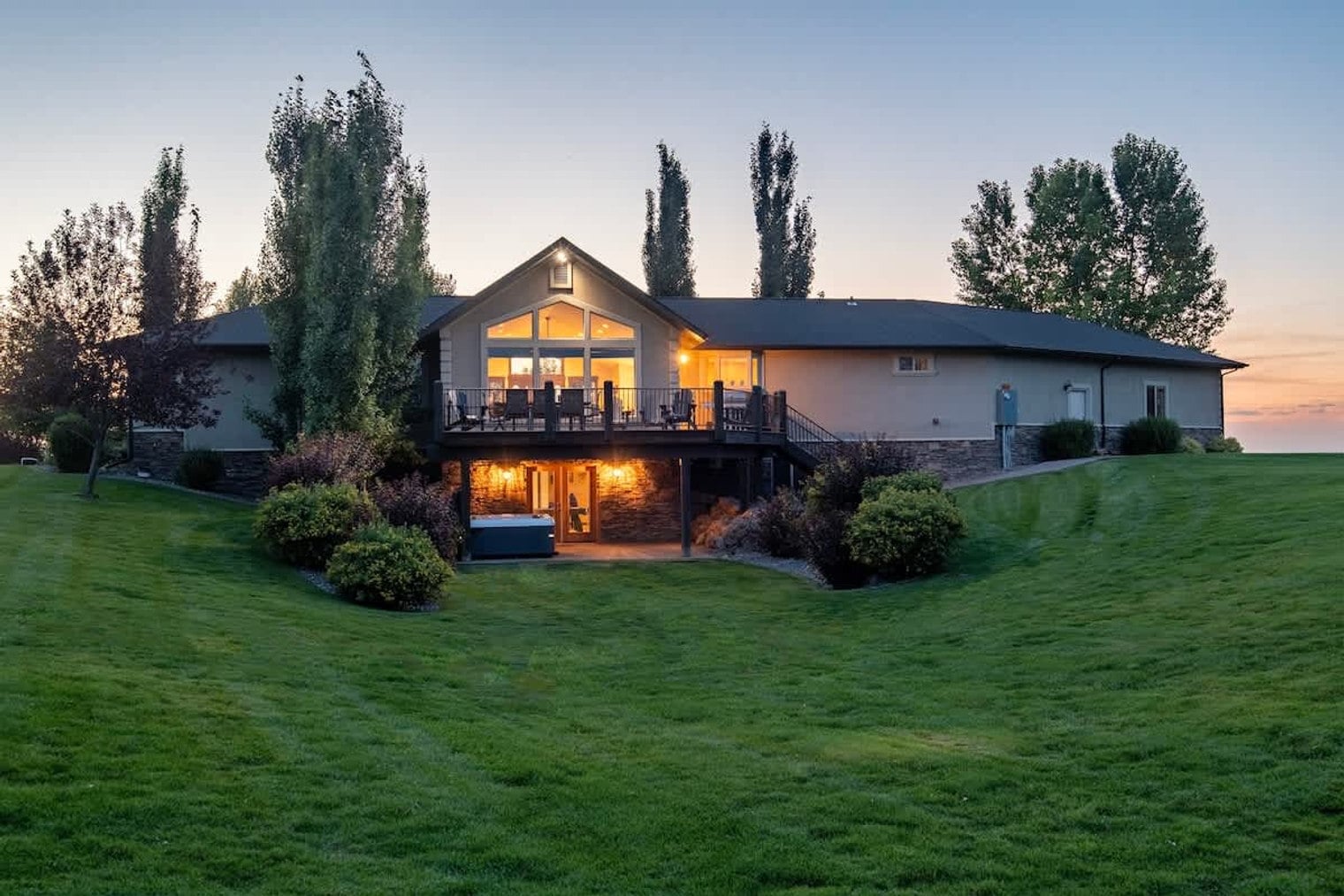Building Photo - 8067 ID-32 Scenic