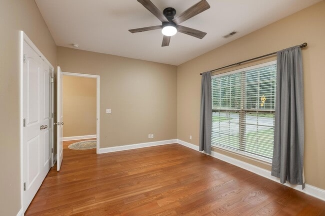 Building Photo - 8671 Blanche Rd