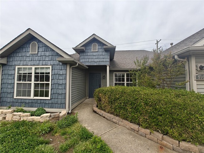 Building Photo - 5302 SW Monaco Ln