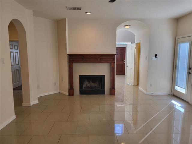 Building Photo - 2648 Dunbar Dr