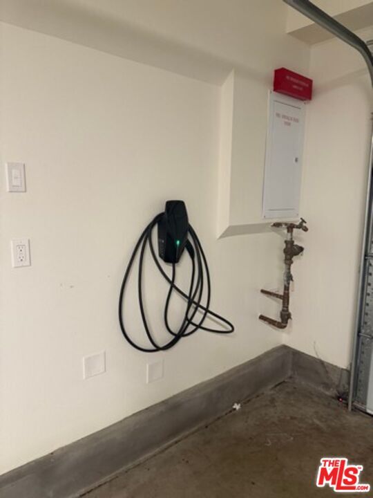 Building Photo - 782 Daniel Freeman Cir