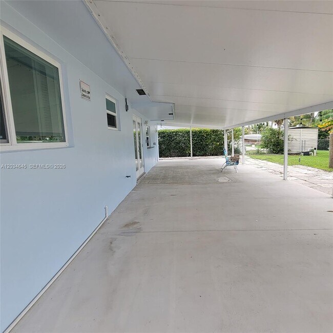 Building Photo - 1211 NW 87th Way