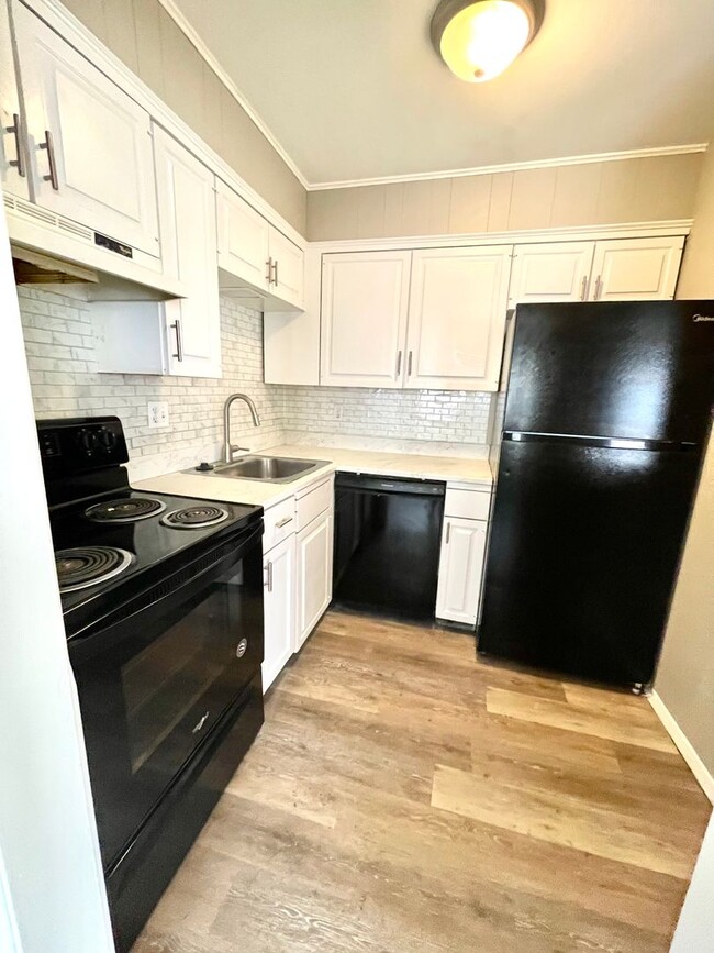 Interior Photo - Parkwood Townhomes