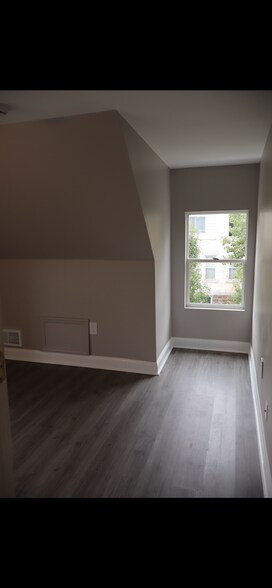 Building Photo - 346 McKinley Ave