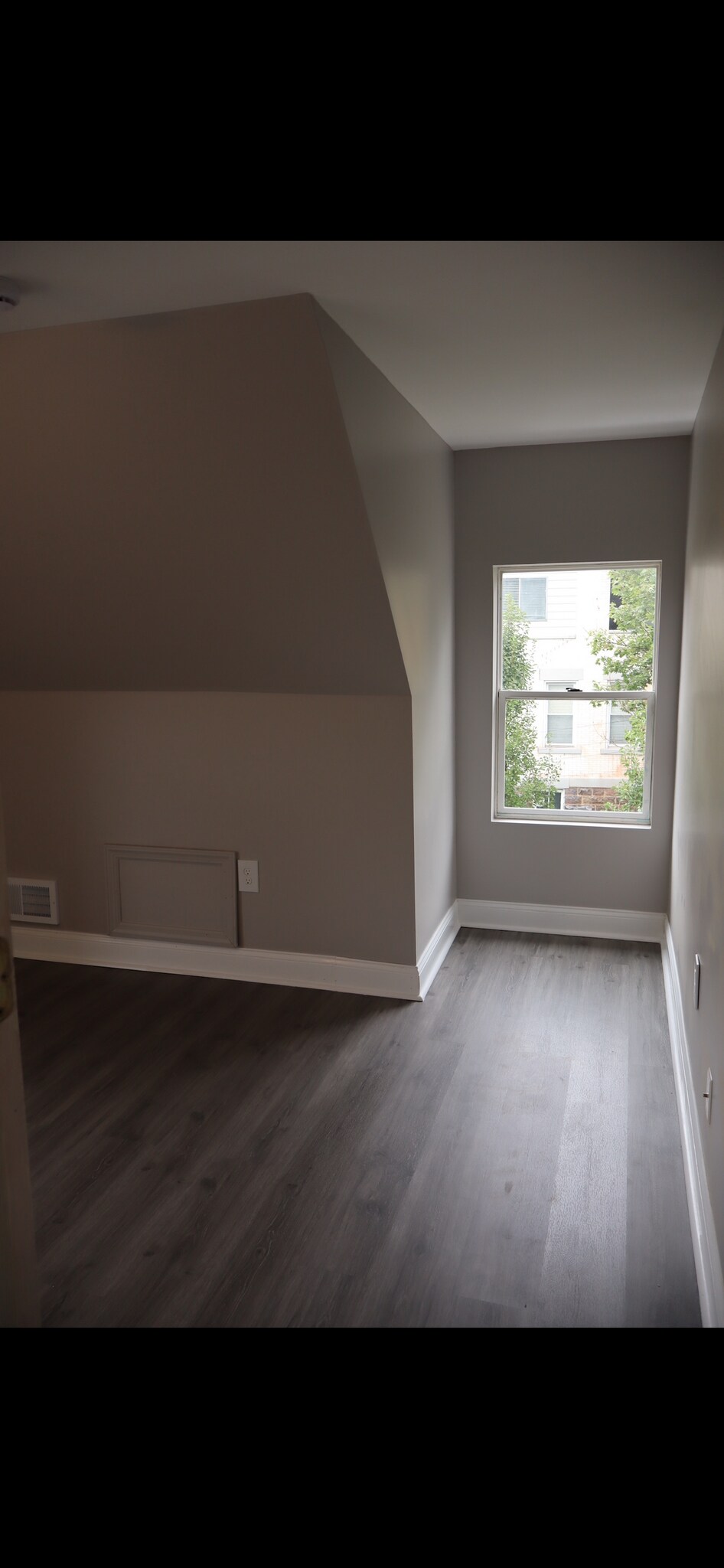 Building Photo - 346 McKinley Ave