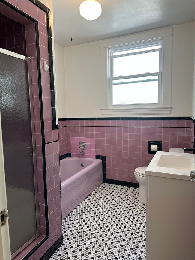 Building Photo - Mt Davidson Manor Home for Rent