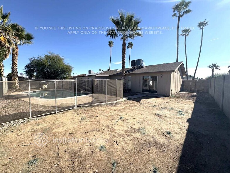 Building Photo - 5256 W Cholla St